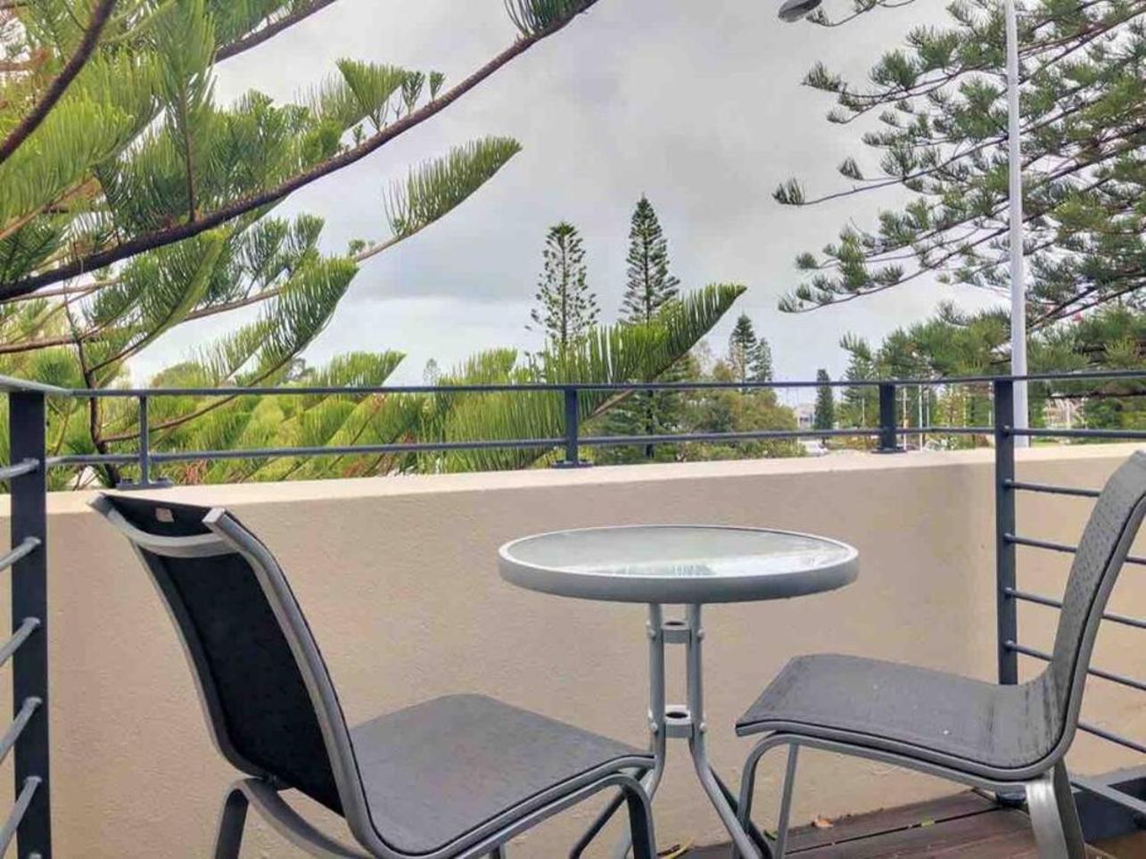 The Iceworks-Overlooking Esplanade W Parking 2 Carscentral Fremantle Exterior foto
